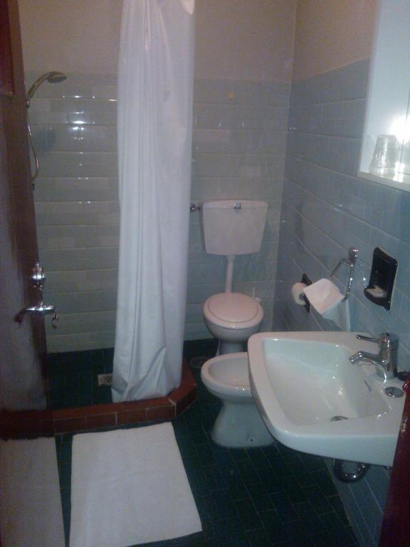 Albergo Vecchia Menaggio Zimmer foto